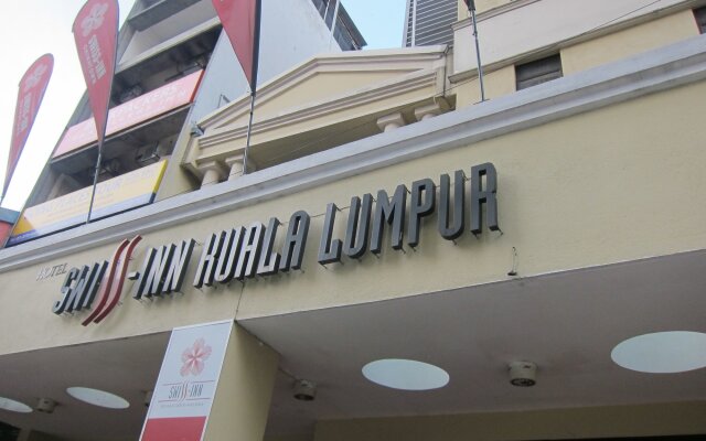 Отель Swiss Inn Chinatown Kuala Lumpur Малайзия, Куала-Лумпур - отзывы, цены и фото номеров - забронировать отель Swiss Inn Chinatown Kuala Lumpur онлайн вид на фасад