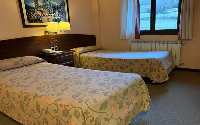 Hotel Romànic