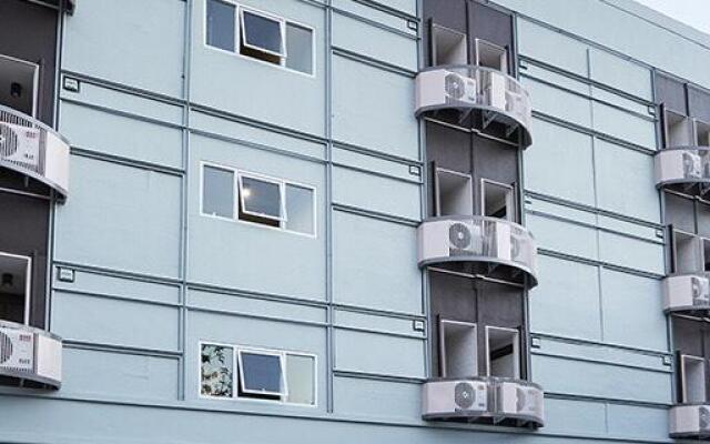 Josh Hotel вид на фасад