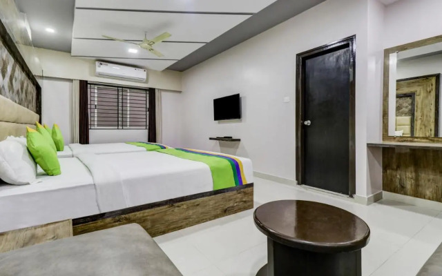 Treebo Sahara Suites