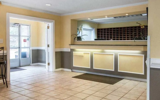 Suburban Extended Stay Hilton Head