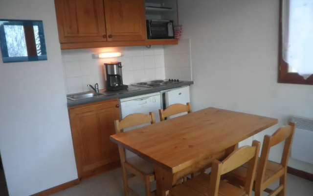 Lou Services Apartment G02 LSI 001