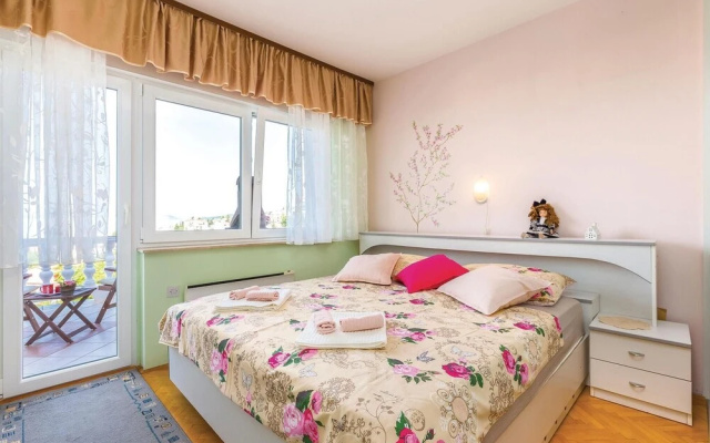 Awesome Home in Crikvenica With Wifi and 3 Bedrooms