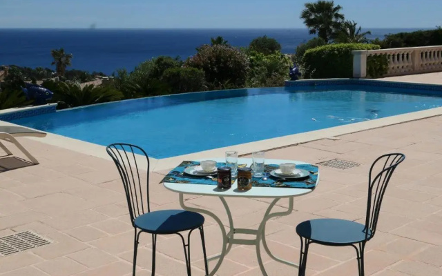 chambre d'hôte, vue mer exceptionnelle, à 5 minutes de la mer