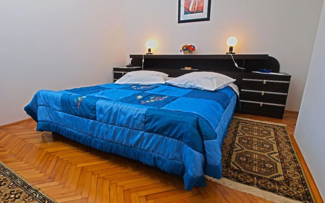 Apartment 531