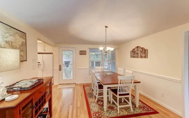 22 Twin Oaks