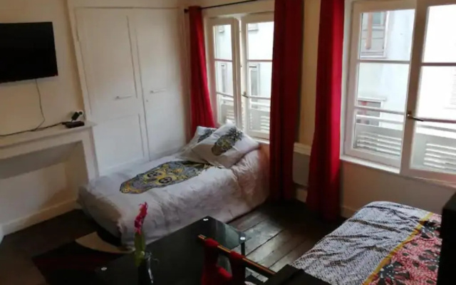 STUDIO 31 cosy dans le centre de LIMOGES