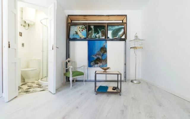 Studio in Madrid, With Wifi