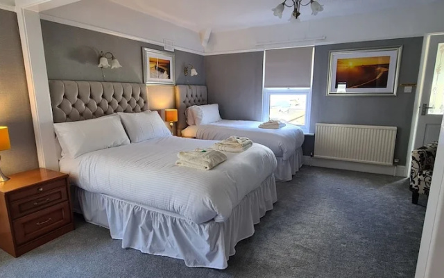 Sunnycroft Guesthouse
