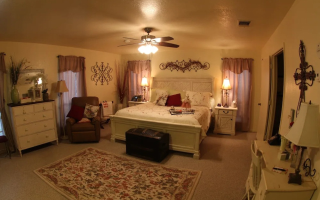 Bridget's Bed & Breakfast