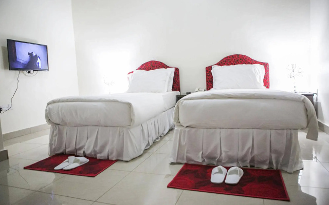 St Augustine Apartment & Hotel