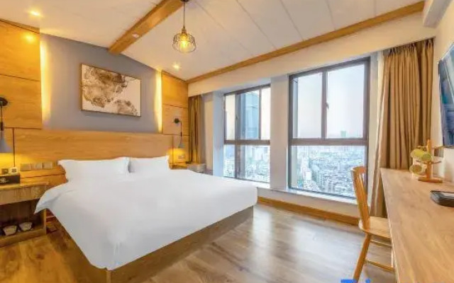 Kunming Yuntong Hotel（Kunming Railway Station Store）