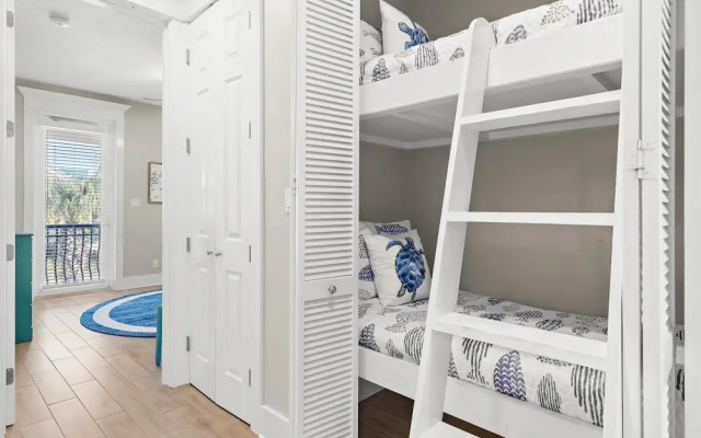 Miramar Beach Villa 111