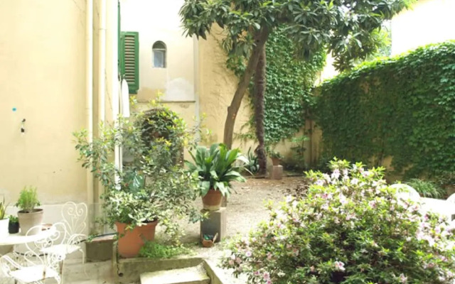 Laura Studio