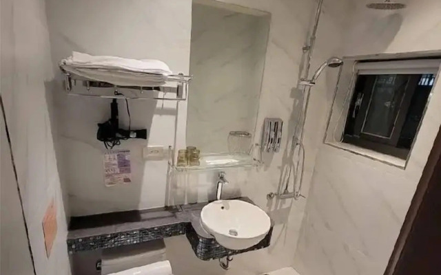 Mei Apartment