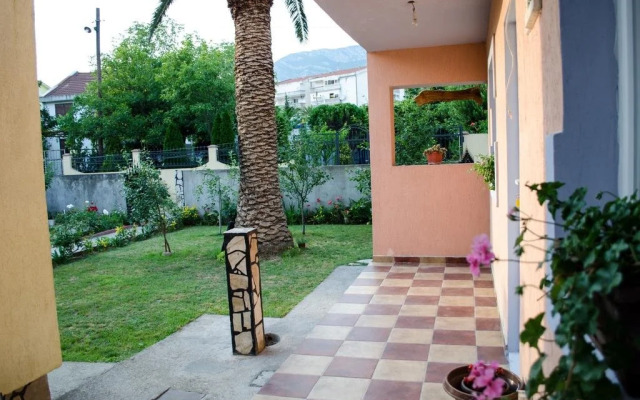 Rooms Lazarević