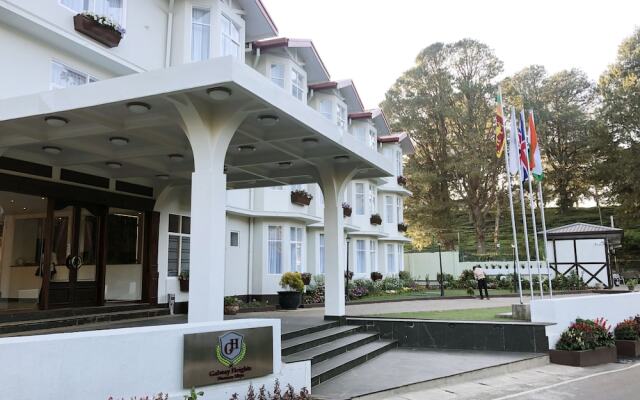 Отель Galway Heights Hotel Шри-Ланка, Нувара-Элия - отзывы, цены и фото номеров - забронировать отель Galway Heights Hotel онлайн вид на фасад