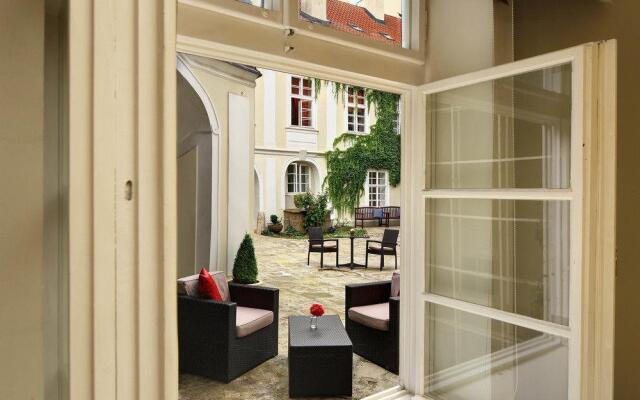 Smetana Hotel вид на фасад
