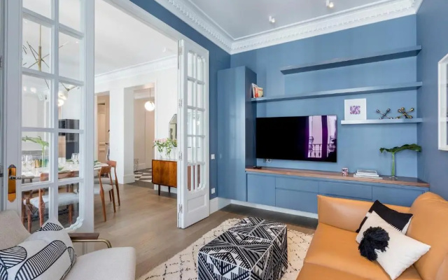 Justicia Apartment II by Flatsweethome