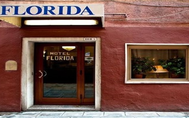 Hotel Florida вид на фасад