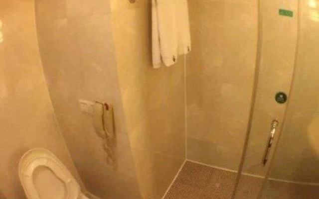 Jinghu Hotel