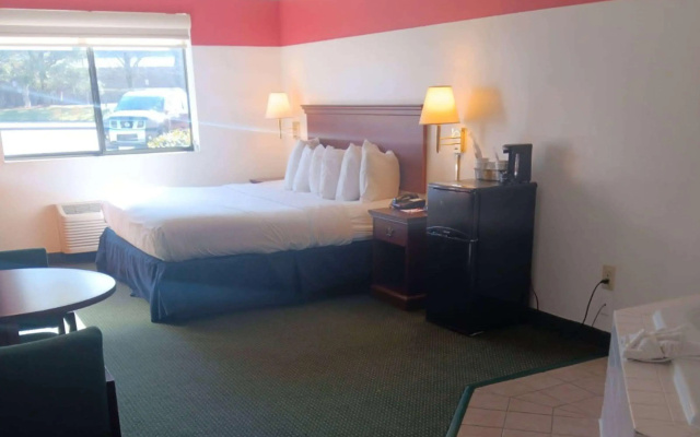 Ramada Limited Mount Sterling