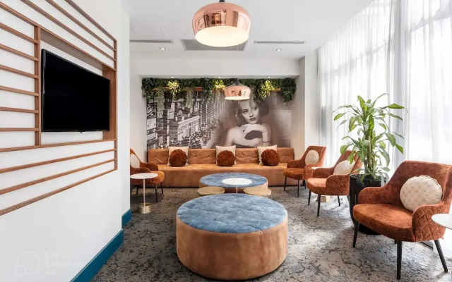 Sydney Suites