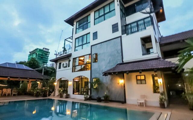 Отель Nida Rooms Cozy Beach Jomtien вид на фасад