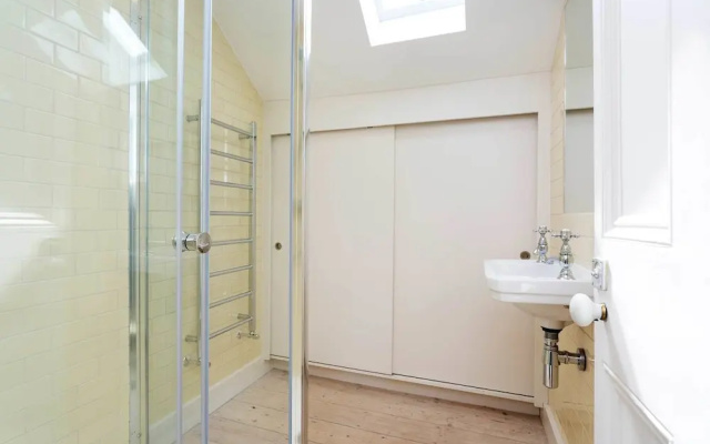 Veeve - Highgate Retreat