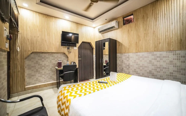FabHotel Landmark Awadh