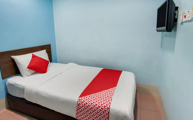 OYO 89480 Dream House Hotel