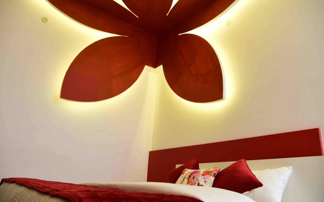 Hotel Kangra Rodeway Inn