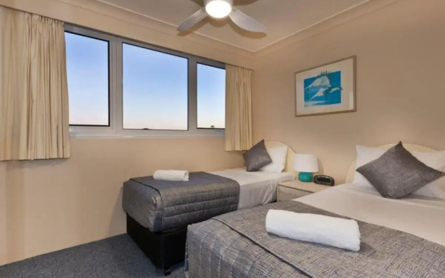 Meridian Tower Apartments