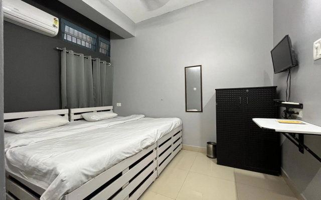 Urban Inn Rukminigaon