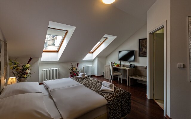 Отель Prague Old Town Residence Чехия, Прага - отзывы, цены и фото номеров - забронировать отель Prague Old Town Residence онлайн комната для гостей