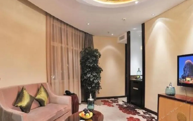 Chun Xue Four Seasons Hotel