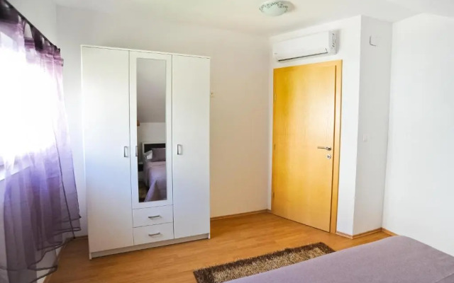 Apartmani ROKO