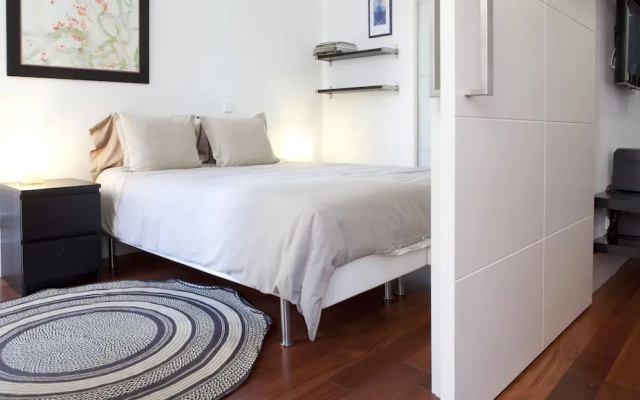 Modern Flats in Justicia by Allô Housing