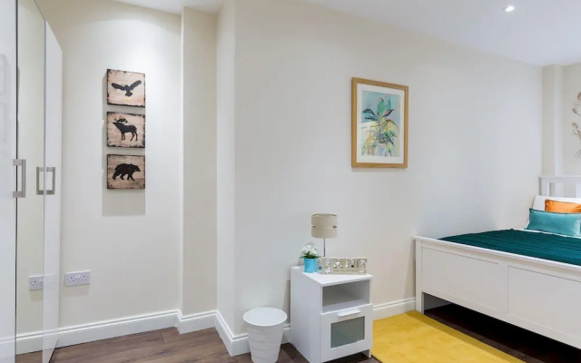 Luxury 2-bed 2-bath Apartment Near Marble Arch