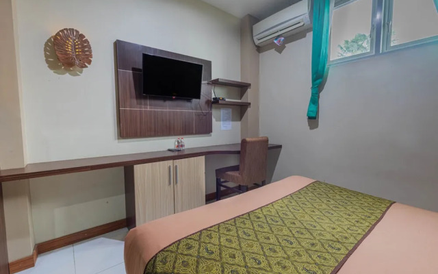 Hotel D'Madinah Inn - Gentan