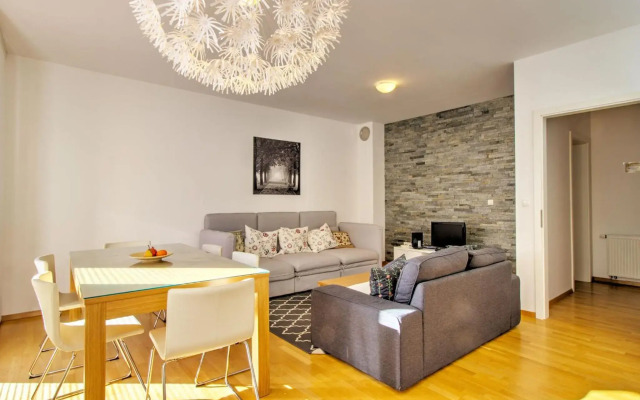 Sun and Spa Apartment