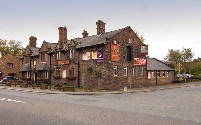 Отель Premier Inn Warrington South вид на фасад
