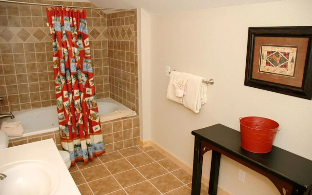 Brookstone Lodge - 6 Br Cabin