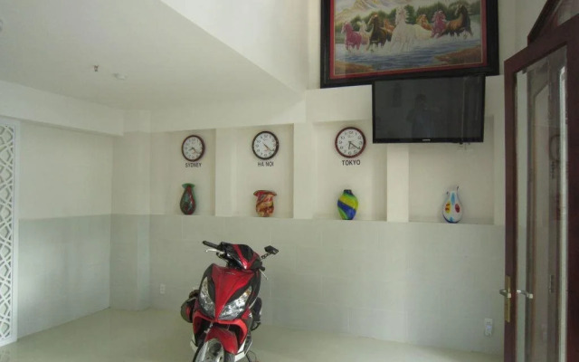 Hoang Long Hotel