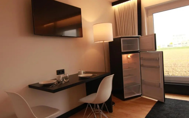 LH Hotel