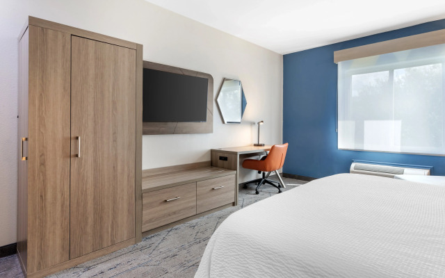 Holiday Inn Express & Suites Alice by IHG