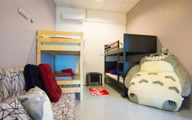 First Floor Guesthouse