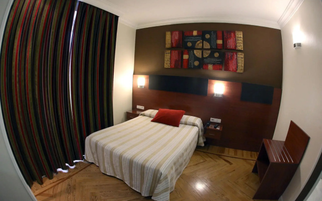 Hostal Sol Square Madrid