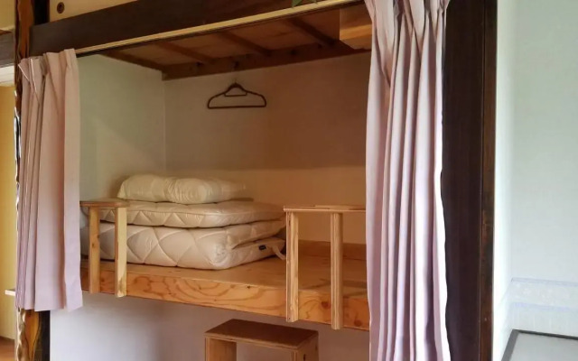 Guest House Gamigami- Hostel