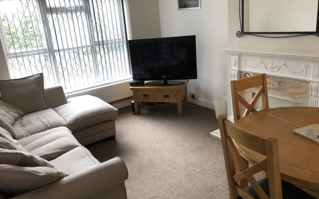 Lovely two Bedroom Apartment Flat in Shirley